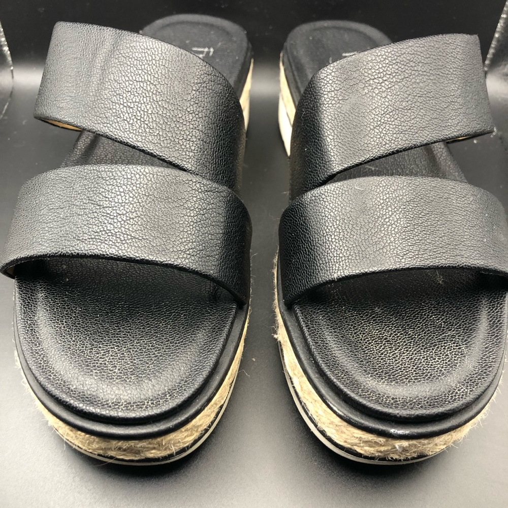 Black Double Strap Platform Sandals by Franco Sarto size 7